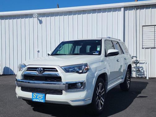 Blizzard Pearl 2020 Toyota 4Runner Limited