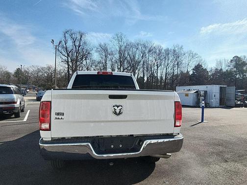 Bright White Clearcoat 2022 RAM 1500 Classic SLT