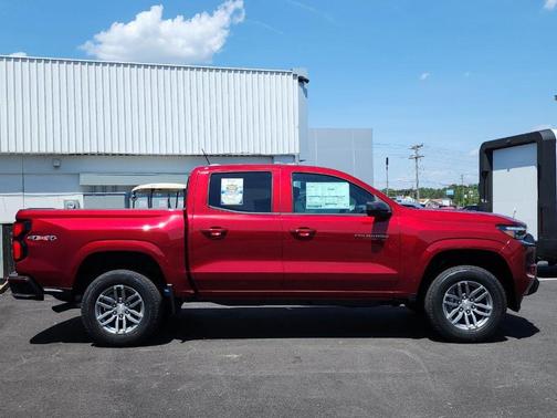Radiant Red 2026 Chevrolet Colorado LT