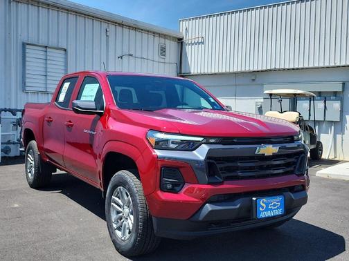 Radiant Red 2026 Chevrolet Colorado LT