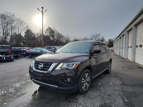 2020 Nissan Pathfinder SL