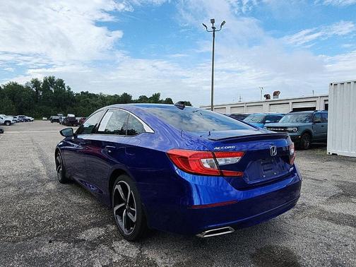 Still Night Pearl 2021 Honda Accord Sport SE