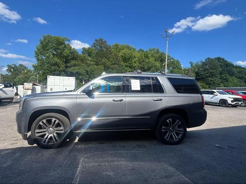 Gray 2020 GMC Yukon Denali