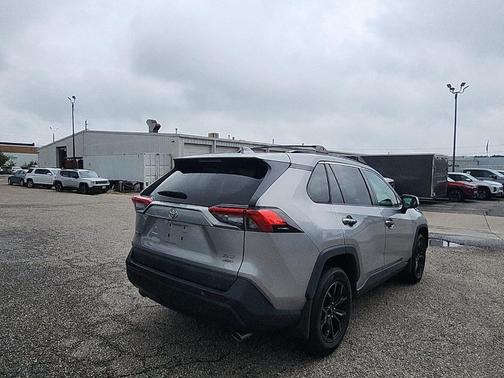 Silver Sky Metallic 2020 Toyota RAV4 XLE