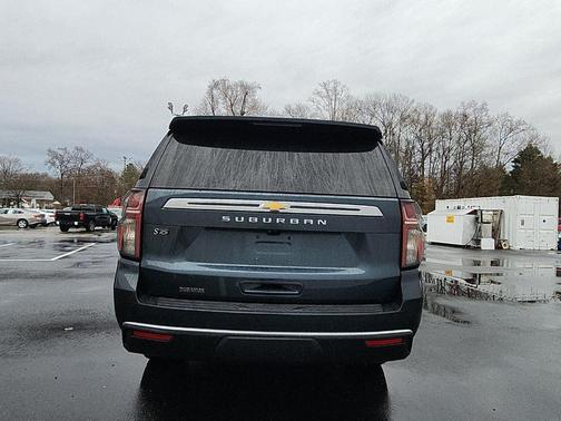 2021 Chevrolet Suburban High Country