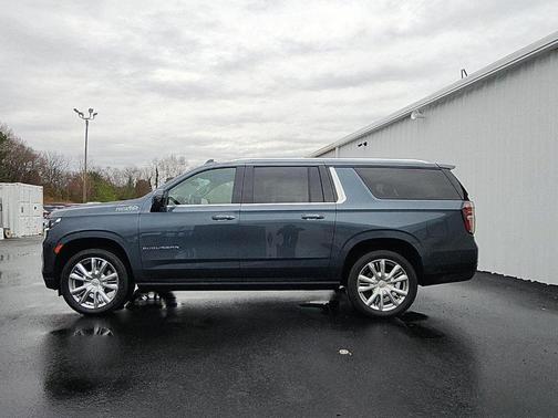 2021 Chevrolet Suburban High Country