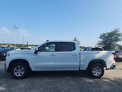Summit White 2021 Chevrolet Silverado 1500 LT