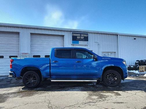 2022 Chevrolet Silverado 1500 Custom