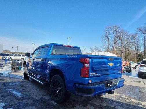 2022 Chevrolet Silverado 1500 Custom