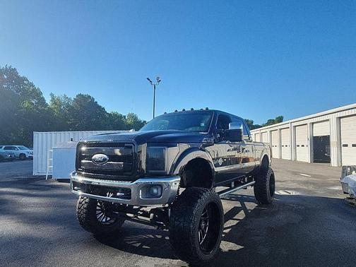 Black 2011 Ford F-250 Lariat