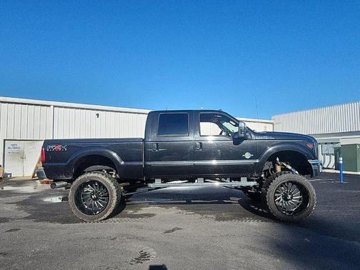 Black 2011 Ford F-250 Lariat