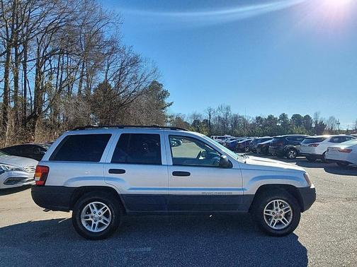 2004 Jeep Grand Cherokee Laredo