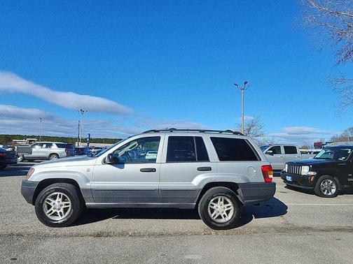 2004 Jeep Grand Cherokee Laredo