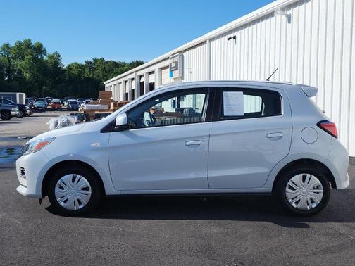 White Diamond 2024 Mitsubishi Mirage ES