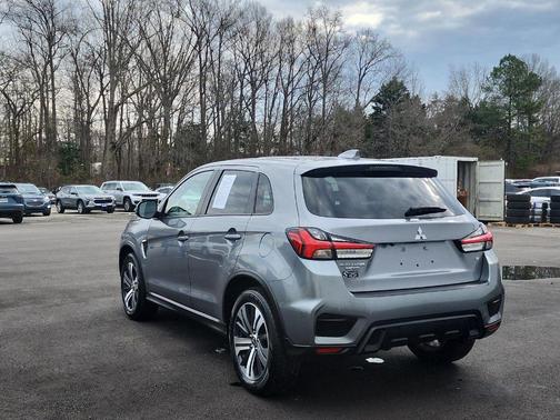 2024 Mitsubishi Outlander Sport SE