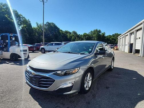Sterling Gray Metallic 2023 Chevrolet Malibu 1LS
