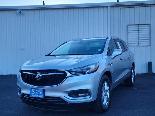 2020 Buick Enclave Essence