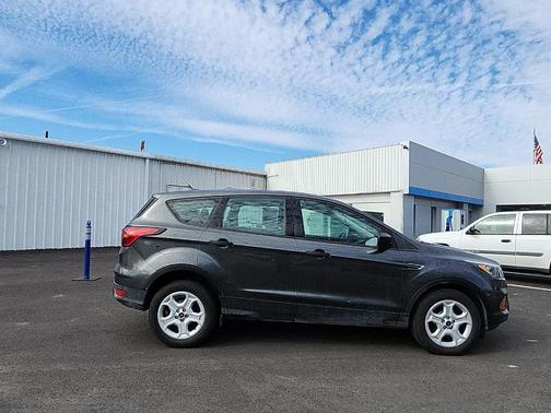 2019 Ford Escape S