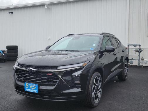 Mosaic Black Metallic 2026 Chevrolet Trax 2RS