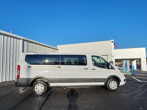 2022 Ford Transit-350 XLT