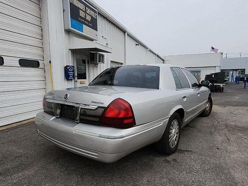 2006 Mercury Grand Marquis 