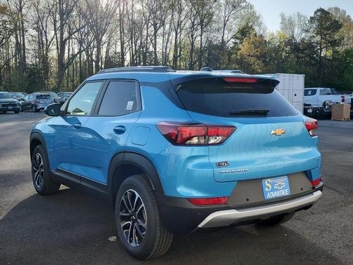 Marina Blue 2026 Chevrolet Trailblazer LT