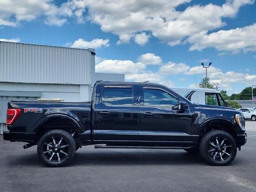 Agate Black Metallic 2022 Ford F-150 XLT