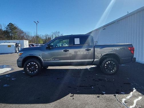 2019 Nissan Titan PRO-4X