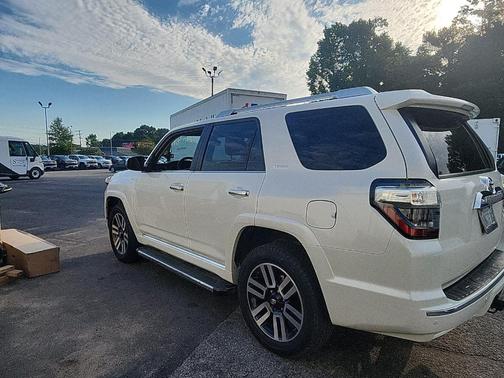 Blizzard Pearl 2019 Toyota 4Runner Limited