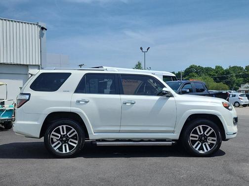 Blizzard Pearl 2019 Toyota 4Runner Limited