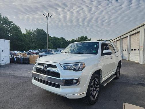 Blizzard Pearl 2019 Toyota 4Runner Limited