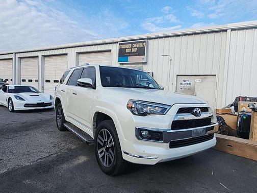 Blizzard Pearl 2019 Toyota 4Runner Limited