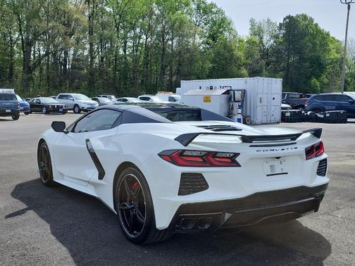 Arctic White 2023 Chevrolet Corvette Stingray w/3LT