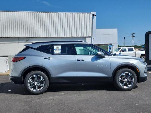 Sterling Gray Metallic 2026 Chevrolet Blazer LT