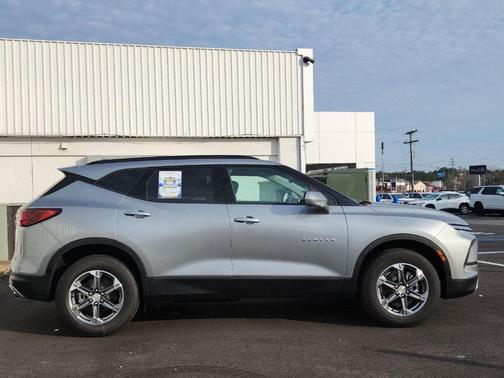 Sterling Gray Metallic 2026 Chevrolet Blazer LT