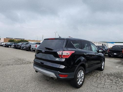 Shadow Black 2017 Ford Escape SE