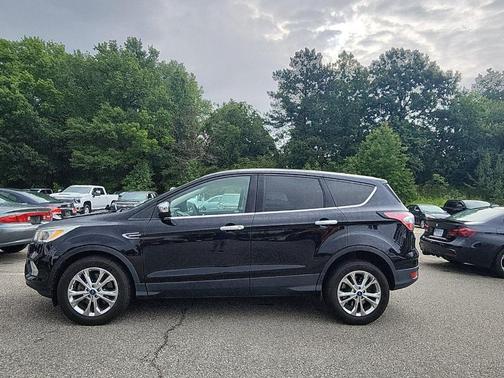 Shadow Black 2017 Ford Escape SE