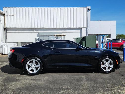 2017 Chevrolet Camaro 1LT