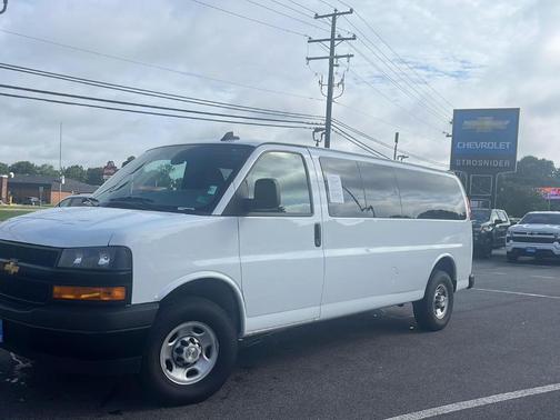 2024 Chevrolet Express 3500 LS
