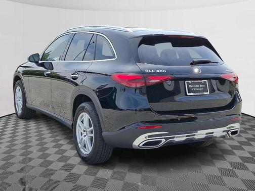 2025 Mercedes-Benz GLC 300 Base 4MATIC