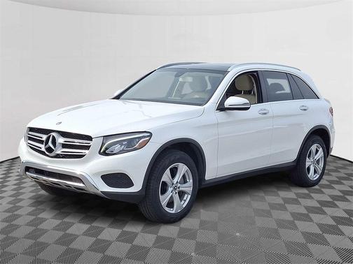 2018 Mercedes-Benz GLC 300 Base 4MATIC