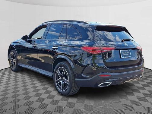 Black 2024 Mercedes-Benz GLC 300 Base 4MATIC