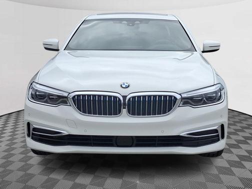 2019 BMW 530e xDrive iPerformance