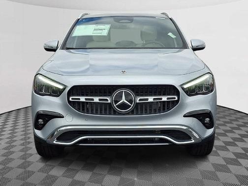 Cirrus Silver Metallic 2026 Mercedes-Benz GLA 250 Base 4MATIC