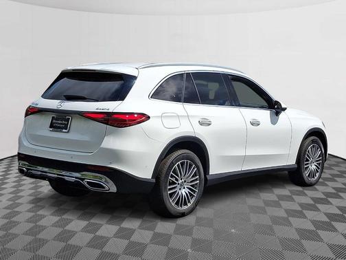 Polar White 2026 Mercedes-Benz GLC 300 Base 4MATIC