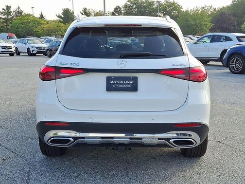 Polar White 2026 Mercedes-Benz GLC 300 Base 4MATIC