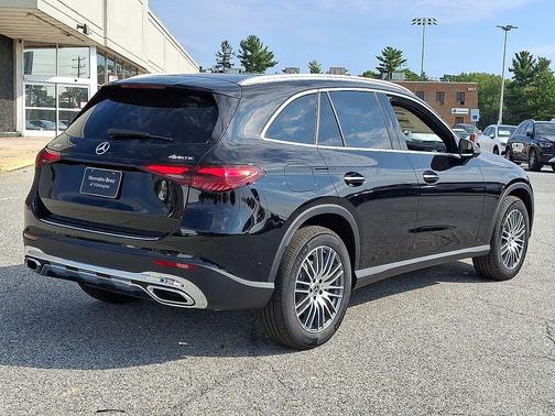 Black 2026 Mercedes-Benz GLC 300 Base 4MATIC