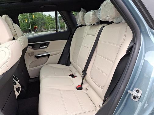 2025 Mercedes-Benz GLC 300 Base 4MATIC