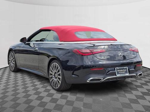 Obsidian Black Metallic 2026 Mercedes-Benz CLE 300 Base 4MATIC