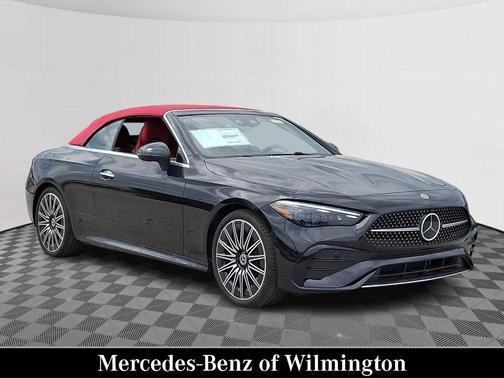 Obsidian Black Metallic 2026 Mercedes-Benz CLE 300 Base 4MATIC